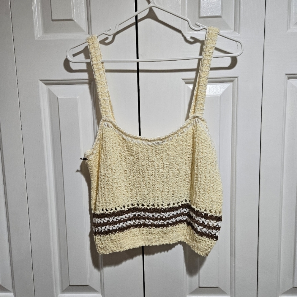 NWOT Aritzia Little Mood Crochet Crop Top Yellow with Brown Stripes Size Medium
